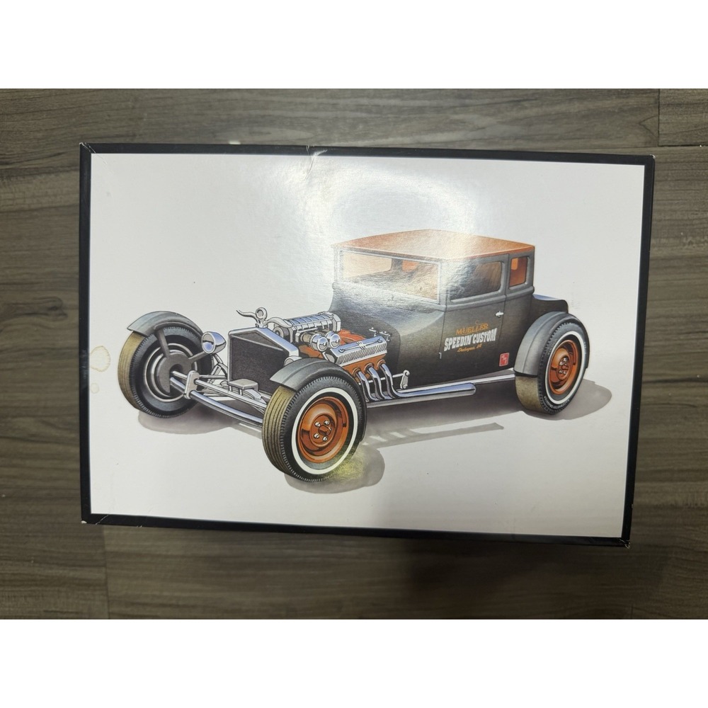 AMT 1925 Ford Model T Chopped T 1/25 Scale Model Kit AMT1167 Partially Started